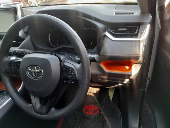 A picture of Toyota rav4 2020