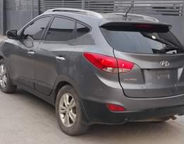 A picture of 2014 model Hyunda ix35