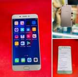 A picture of Oppo R9s plus