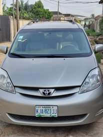 A picture of 2008 TOYOTA SIENNA XLE