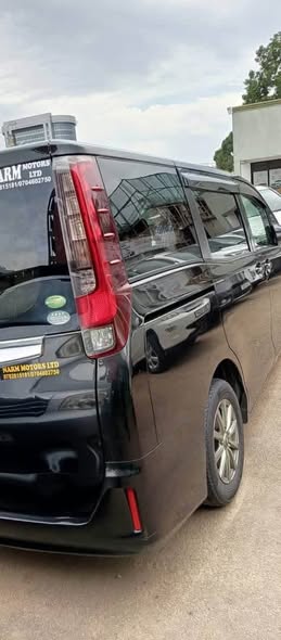 A picture of 2018 Black Series caravan
