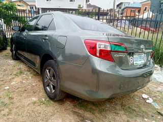A picture of Toyota Camry 2012