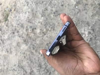A picture of Samsung galaxy flip 5