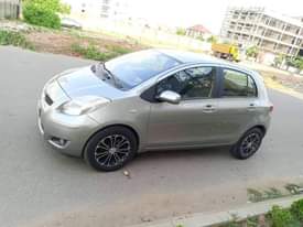 A picture of 2010 Toyota YARIS