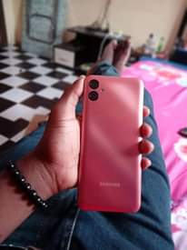 A picture of Samsung a04e