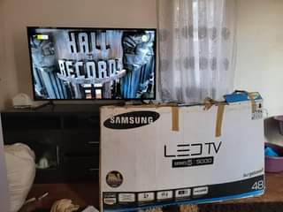 classifieds/tvs