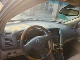 A picture of PRICE IS N5 350m USED 2006MODEL LEXUS RX330 FULL OPTIONS