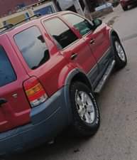 A picture of  FORSALE A faultless FORD ESCAPE 2005 Engine gear AC