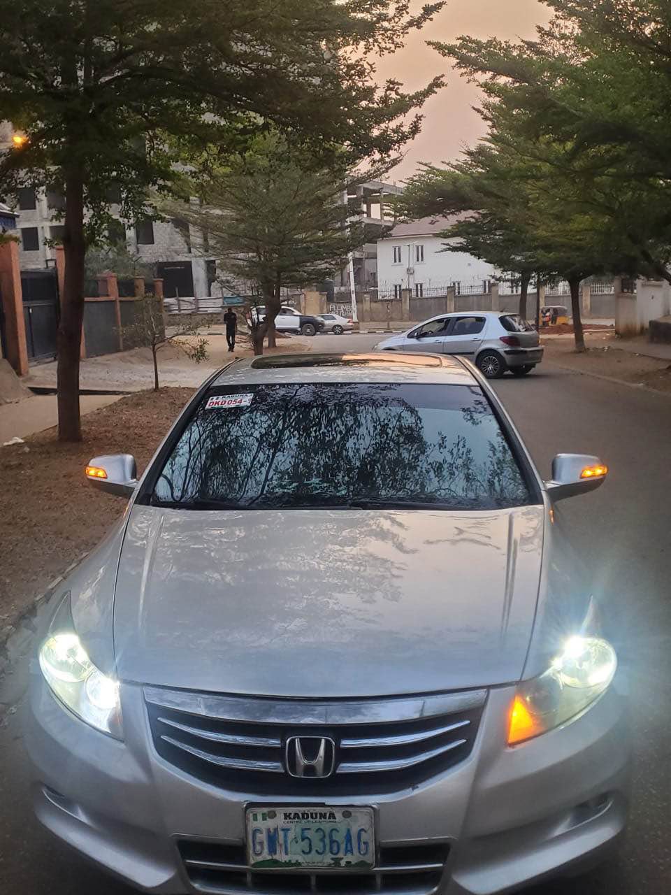 A picture of Very clean and smooth 2010 honda Accord with smooth v6