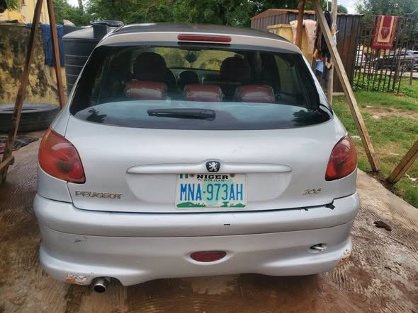 A picture of Peugeot 206