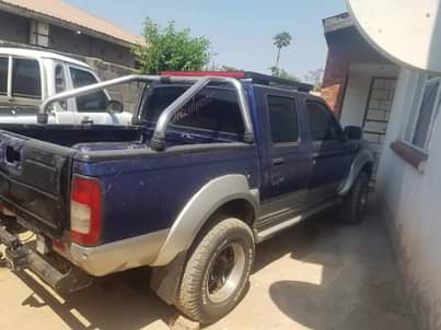 used nissan hardbody
