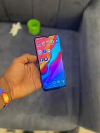 A picture of INFINIX HOT8 32GB