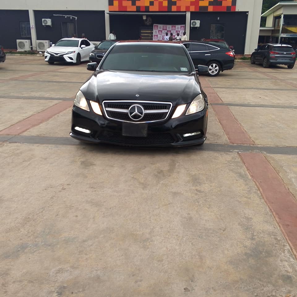 A picture of NEATLY USED MERCEDES BENZ E350 GOING FOR 9.5M LOCATION IS