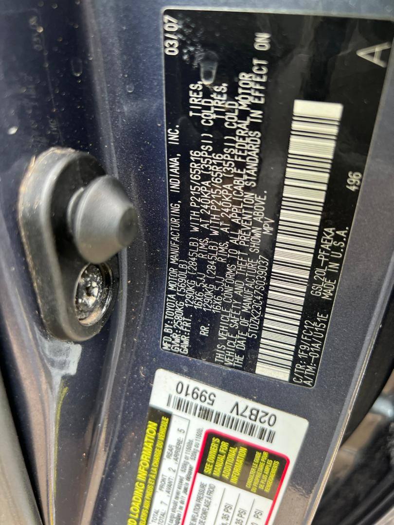 A picture of Toyota Sienna