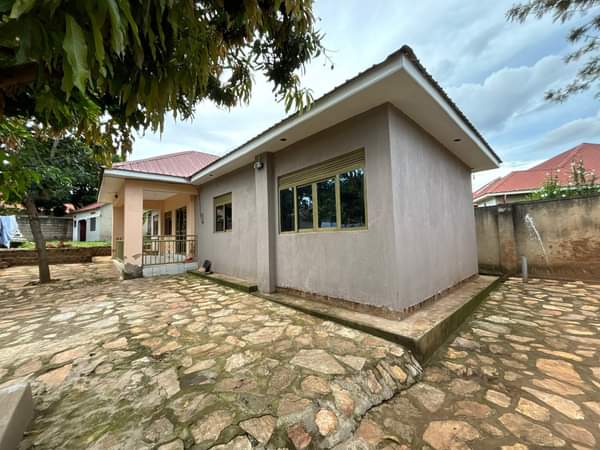house kisaasi