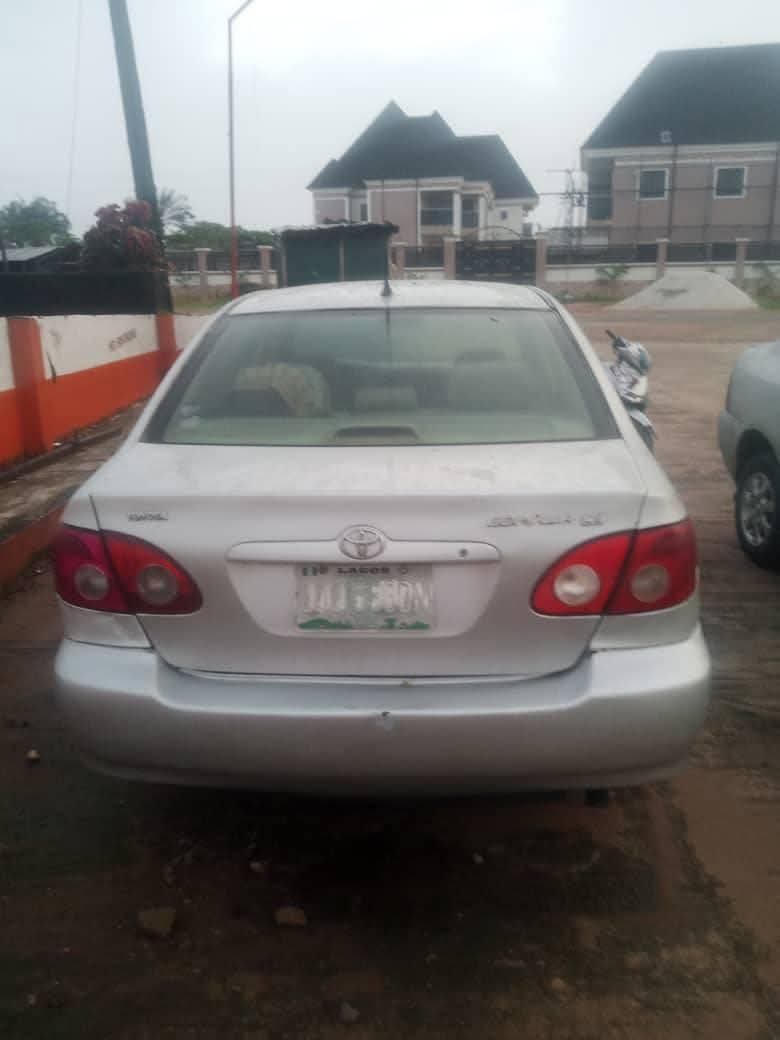 A picture of Toyota corolla