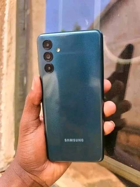 samsung galaxy a04s