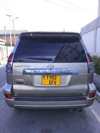 A picture of TOYOTA PRADO 120