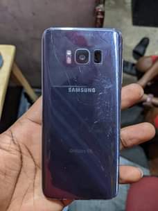 A picture of Samsung s9