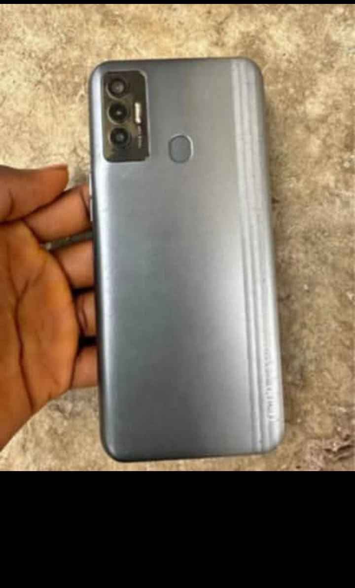 A picture of Techno cammon 18i