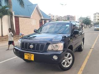 A picture of TOYOTA KURUGA