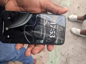 A picture of Iphone X