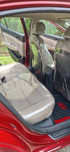 A picture of Clean Deal Alert Buy Drive Belgium Grade 2017 Hyundai Elantra