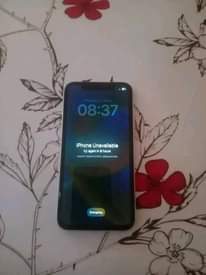 A picture of IPHONE XR