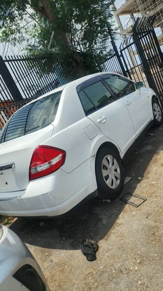 used nissan tiida