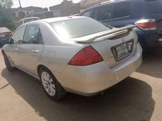 A picture of Honda Accord DC 2007 V6 engine