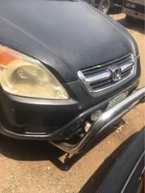A picture of Honda CR V 2005