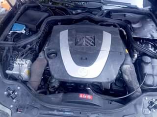 A picture of Foreign used 2007 Mercedes Benz e350 automatic