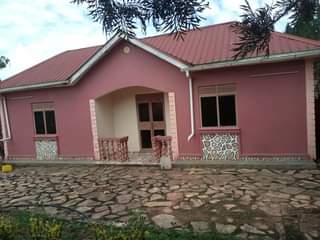 A picture of HOT DEAL ON QUICK SALE 48m House on sale located