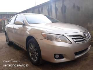 A picture of Toyota Camry 2010 4 plug clean in and out