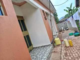 A picture of 3 double rooms for sale at 70m. They make 900