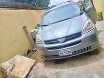A picture of 2005 Toyota Sienna Use
