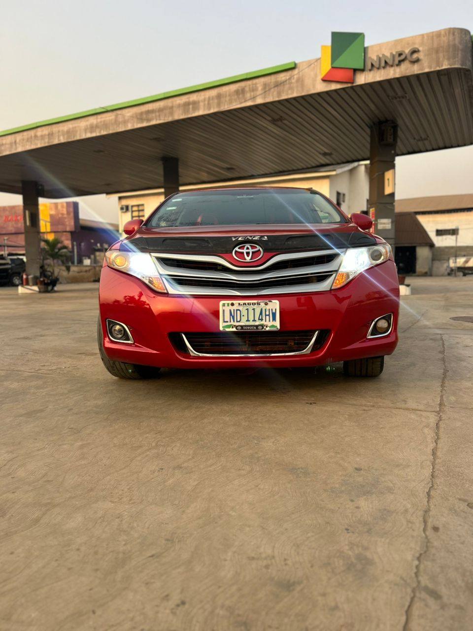 A picture of Toyota venza 011