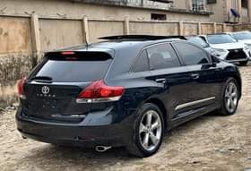 A picture of KinzzyAuto s LTD 08102439854 18 000 000 Refer and earn
