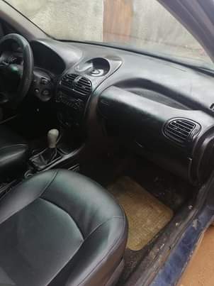 A picture of Peugeot 206