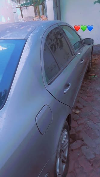 A picture of Benz E 200