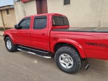 A picture of Tokunbo Toyota Tacoma 2004model