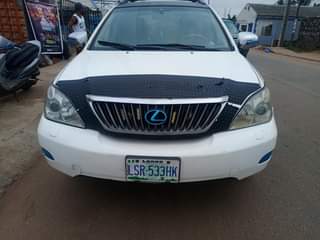 A picture of First body 2008 LEXUS RX350