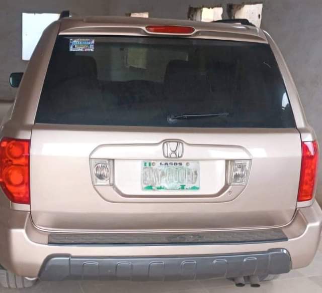 A picture of 2005 Honda Pilot