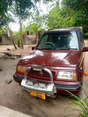 suzuki escudo