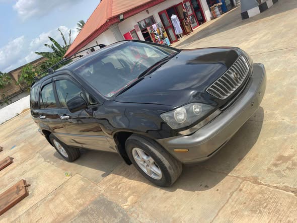 A picture of Awoof deal for Lexus RX 300