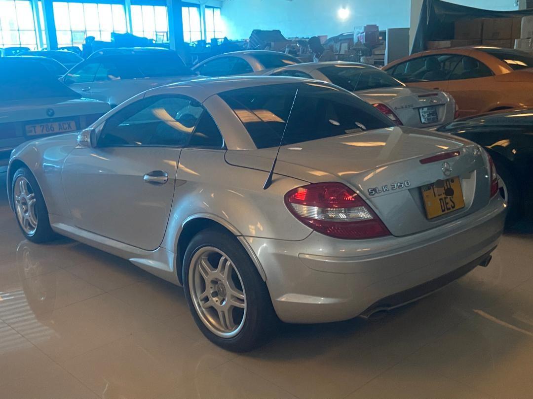 A picture of MERCEDES BENZ SLK 350