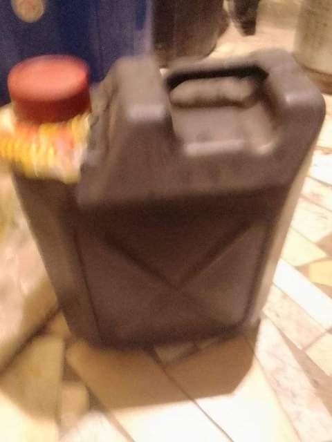 A picture of RED OIL