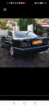 benz e200