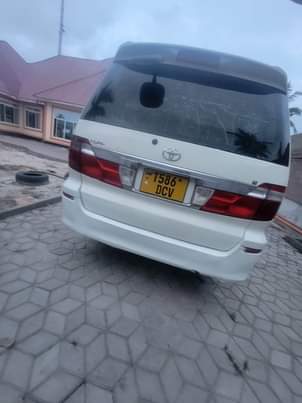 toyota alphard