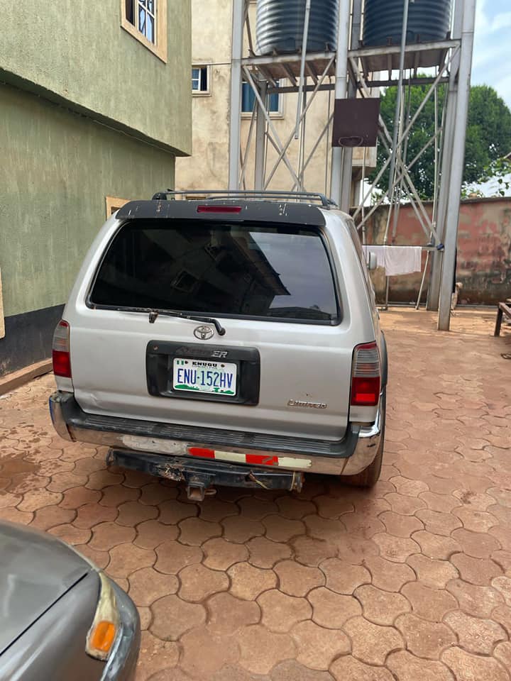 A picture of Clean 4runner buy and drive going for 2 6m location